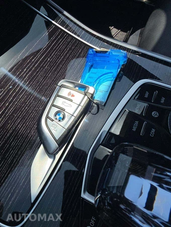2022 BMW X7 Sports Activity Vehicle M50i - miniatura 8