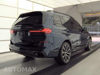 2022 BMW X7 Sports Activity Vehicle M50i - miniatura 4