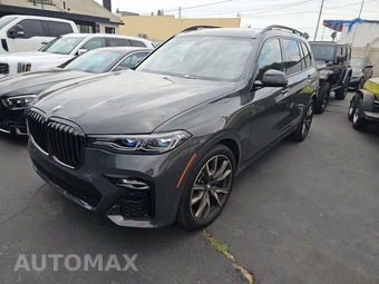 2022 BMW X7 Sports Activity Vehicle M50i