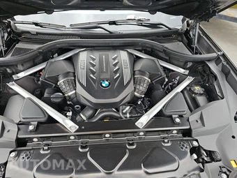 2022 BMW X7 Sports Activity Vehicle M50i - miniatura 17