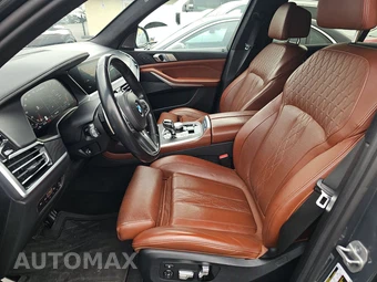 2022 BMW X7 Sports Activity Vehicle M50i - miniatura 7