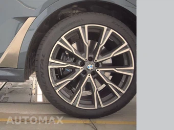 2022 BMW X7 Sports Activity Vehicle M50i - miniatura 10