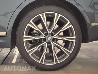 2022 BMW X7 Sports Activity Vehicle M50i - miniatura 12