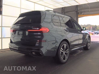 2022 BMW X7 Sports Activity Vehicle M50i - miniatura 4