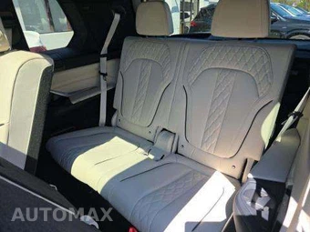 2022 BMW X7 Sports Activity Vehicle M50i - miniatura 14