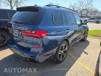 2022 BMW X7 Sports Activity Vehicle M50i - miniatura 3