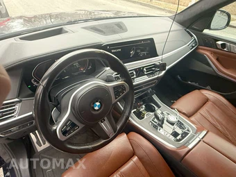 2022 BMW X7 Sports Activity Vehicle M50i - miniatura 11