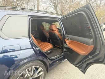 2022 BMW X7 Sports Activity Vehicle M50i - miniatura 18