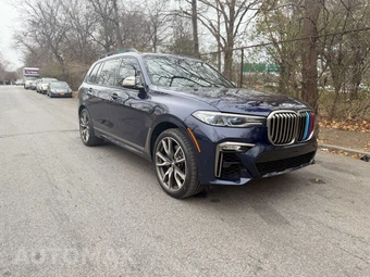 2022 BMW X7 Sports Activity Vehicle M50i - miniatura 3