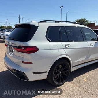 2022 BMW X7 Sports Activity Vehicle M50i - miniatura 13