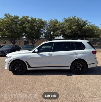 2022 BMW X7 Sports Activity Vehicle M50i - miniatura 3