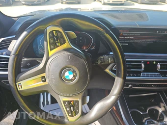 2022 BMW X7 Sports Activity Vehicle M50i - miniatura 11