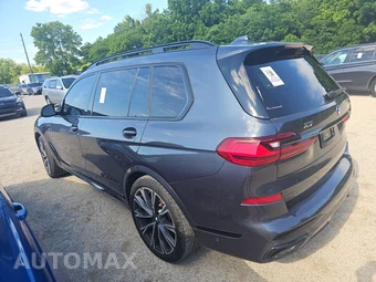 2022 BMW X7 Sports Activity Vehicle M50i - miniatura 6