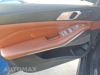 2022 BMW X7 Sports Activity Vehicle M50i - miniatura 9