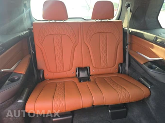2022 BMW X7 Sports Activity Vehicle M50i - miniatura 14
