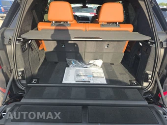 2022 BMW X7 Sports Activity Vehicle M50i - miniatura 17