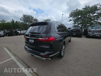 2022 BMW X7 Sports Activity Vehicle xDrive40i - miniatura 3
