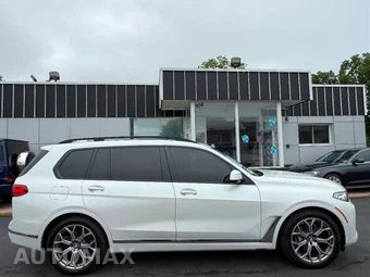 2022 BMW X7 Sports Activity Vehicle xDrive40i - miniatura 8