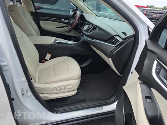2022 Buick Enclave Essence 1SL – miniatura 8