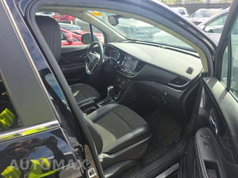 2022 Buick Encore Preferred 1SB - miniatura 18