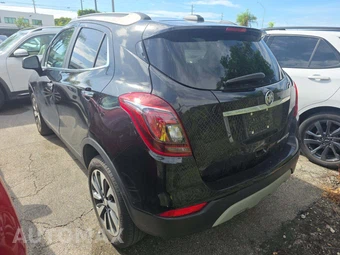 2022 Buick Encore Preferred 1SB - miniatura 2