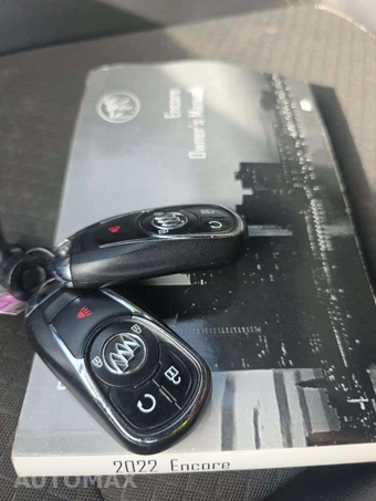 2022 Buick Encore Preferred 1SB - miniatura 8
