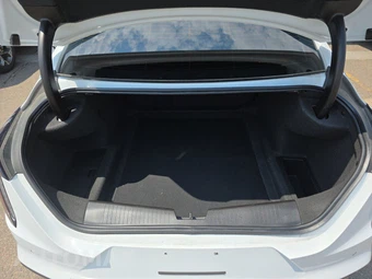 2022 Cadillac CT4-V Blackwing 1SP - miniatura 16