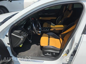 2022 Cadillac CT4-V Blackwing 1SP - miniatura 7