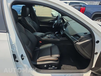 2022 Cadillac CT4 V-Series 1SF - miniatura 8