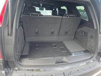 2022 Cadillac Escalade Luxury - miniatura 17