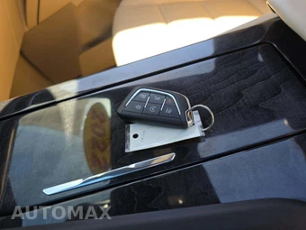 2022 Cadillac Escalade Premium Luxury 1SB - miniatura 8