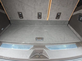 2022 Cadillac Escalade Premium Luxury 1SB - miniatura 17