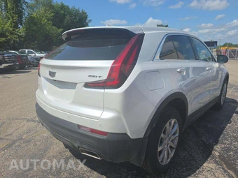 2022 Cadillac XT4 Luxury 1SC - miniatura 3