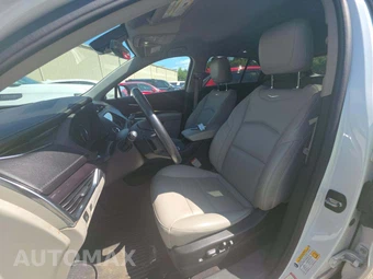 2022 Cadillac XT4 Luxury 1SC - miniatura 6