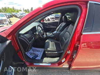 2022 Cadillac XT4 Luxury 1SC - miniatura 3