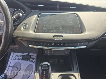 2022 Cadillac XT4 Luxury 1SC - miniatura 7