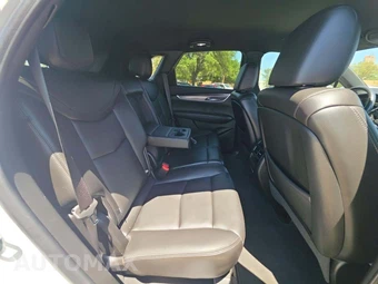 2022 Cadillac XT5 Luxury 1SA – miniatura 13