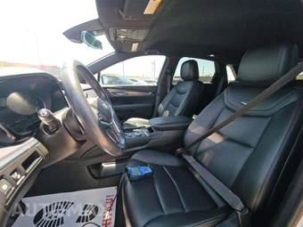 2022 Cadillac XT5 Luxury 1SA – miniatura 3