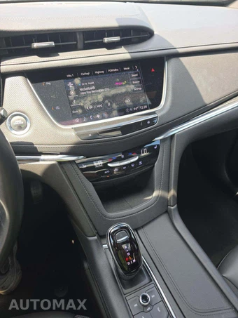 2022 Cadillac XT5 Premium Luxury 1SD - miniatura 10