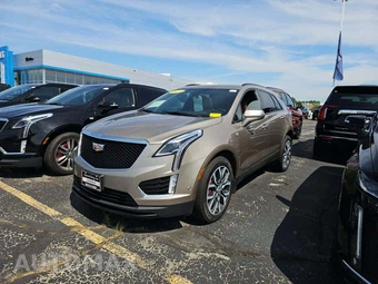 2022 Cadillac XT5 Sport