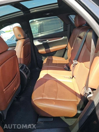 2022 Cadillac XT5 Sport - miniatura 13