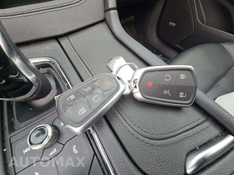 2022 Cadillac XT6 Luxury 1SB - miniatura 8