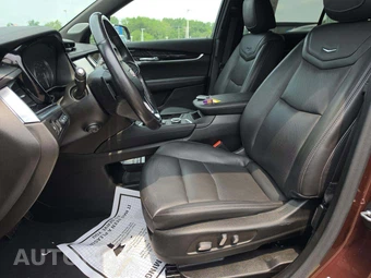 2022 Cadillac XT6 Premium Luxury 1SD - miniatura 6