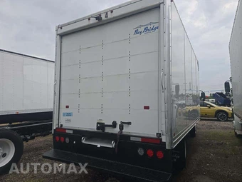 2022 Chevrolet 4500 Base Low Tilt - miniatura 3