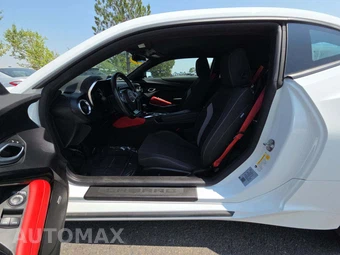 2022 Chevrolet Camaro 1LT Coupe - miniatura 3