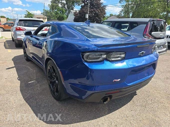 2022 Chevrolet Camaro 1LT Coupe - miniatura 2