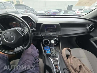 2022 Chevrolet Camaro 1LT Coupe - miniatura 10