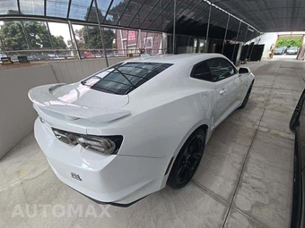 2022 Chevrolet Camaro 1SS Coupe - miniatura 3