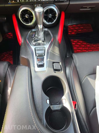 2022 Chevrolet Camaro 2LT Convertible - miniatura 10
