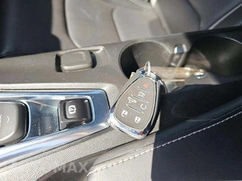 2022 Chevrolet Camaro 2LT Convertible - miniatura 8
